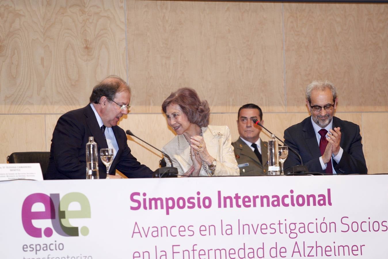 La reina Doña Sofía inaugura en Salamanca el III Simposio Internacional de Alzheimer (2/2)