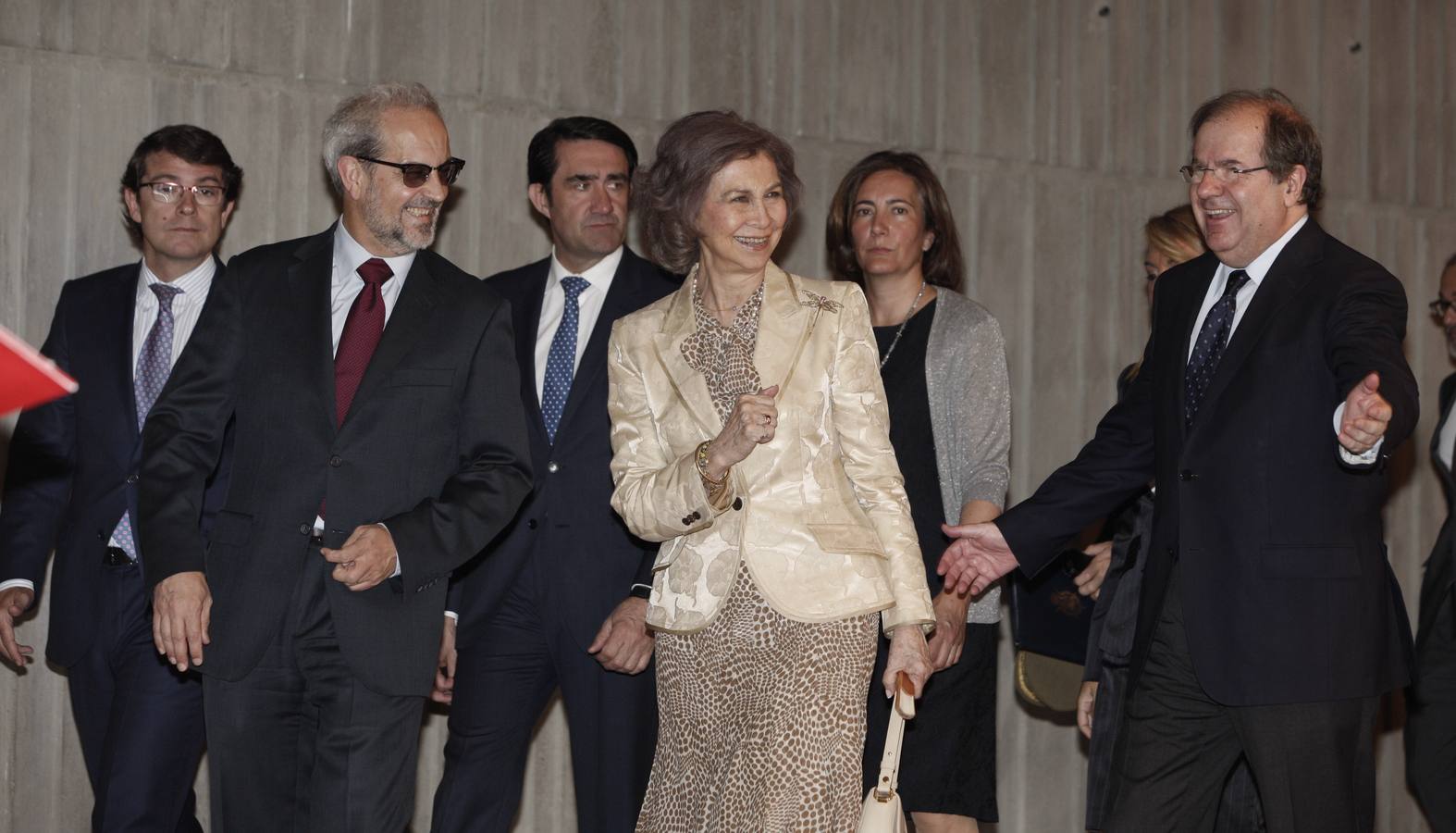 La reina Doña Sofía inaugura en Salamanca el III Simposio Internacional de Alzheimer (1/2)