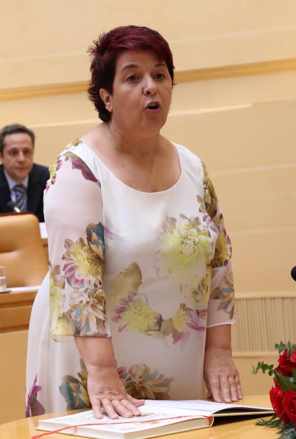 Clara Luquero toma posesión como alcaldesa de Segovia.