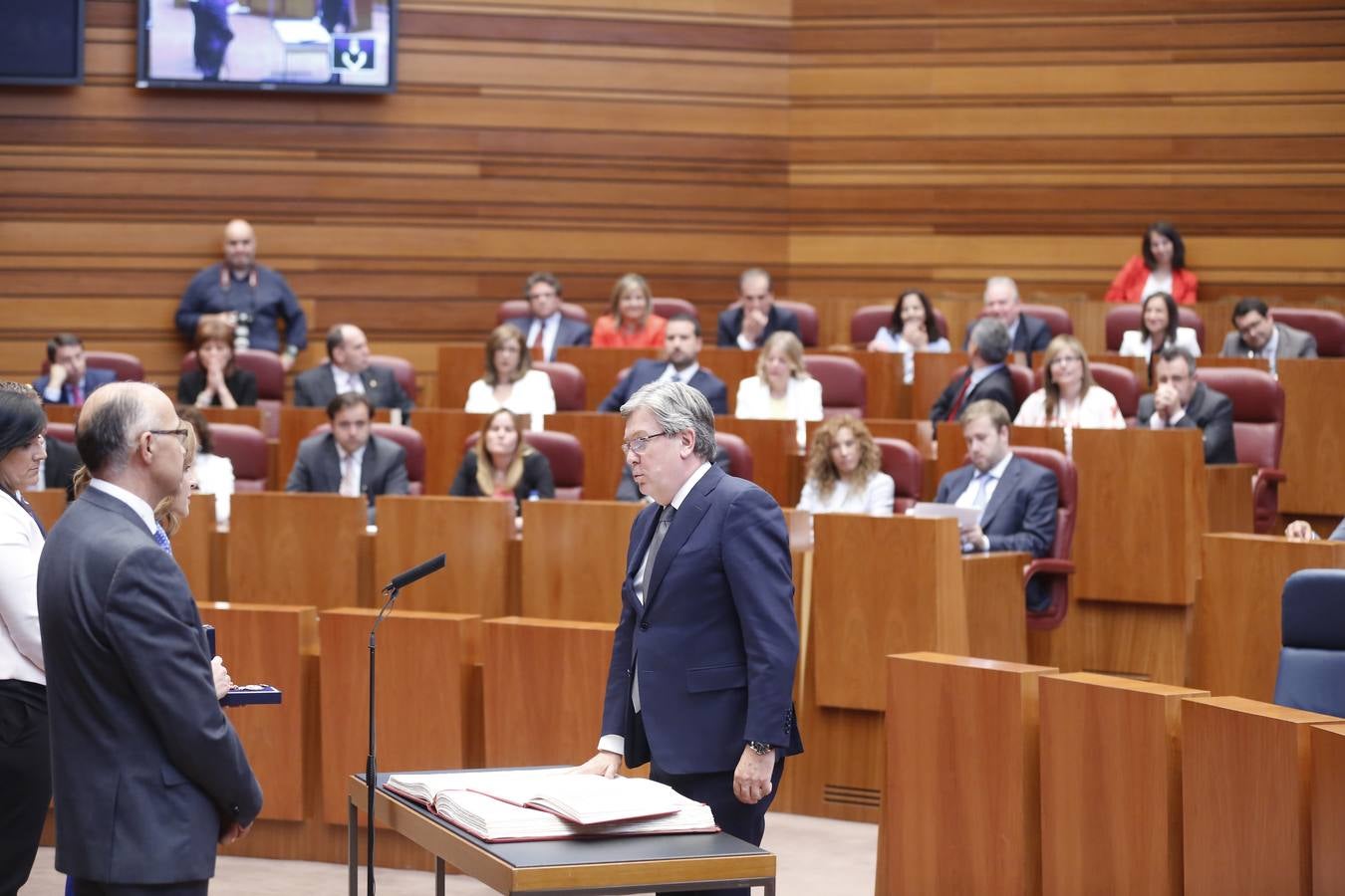 El procurador popular José Manuel Fernández Santiago.
