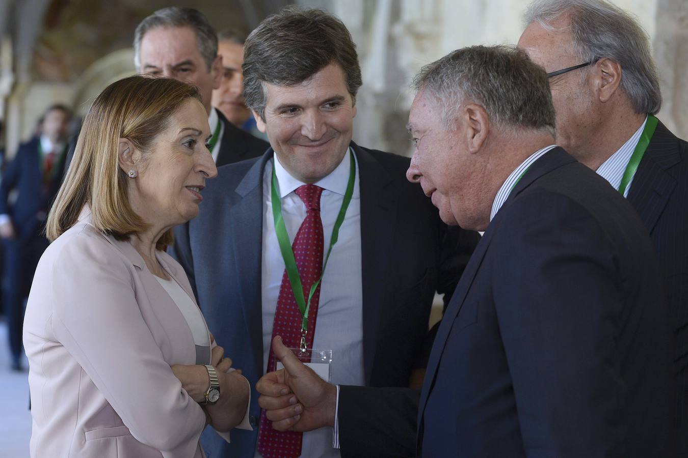 La ministra de Fomento inaugura el II Congreso Regional de la Empresa Familiar en Valbuena de Duero (Valladolid)
