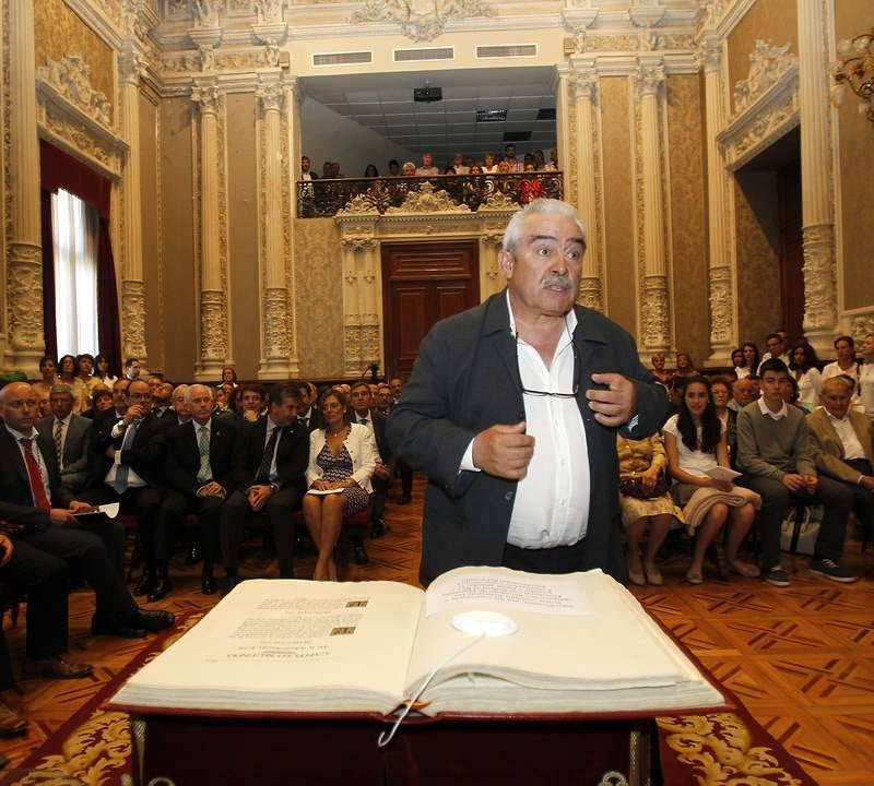 Toma de posesión de Ángeles Armisén como presidenta de la Diputación de Palencia (1/2)