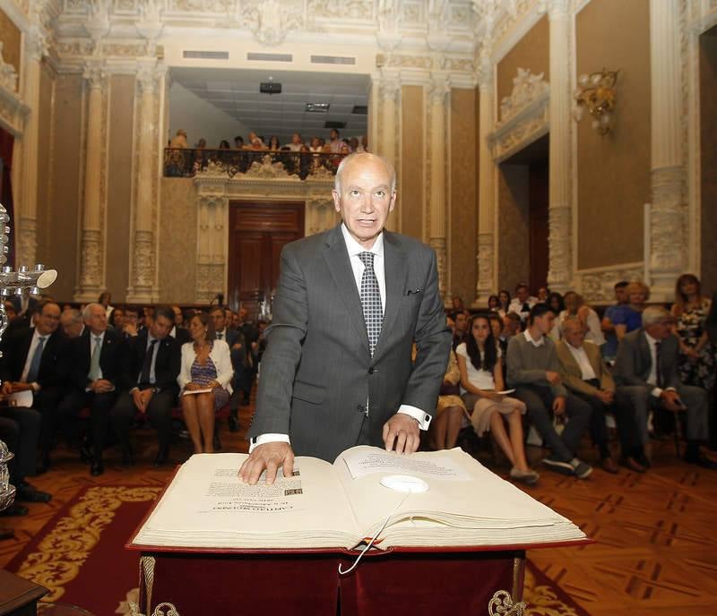 Toma de posesión de Ángeles Armisén como presidenta de la Diputación de Palencia (2/2)