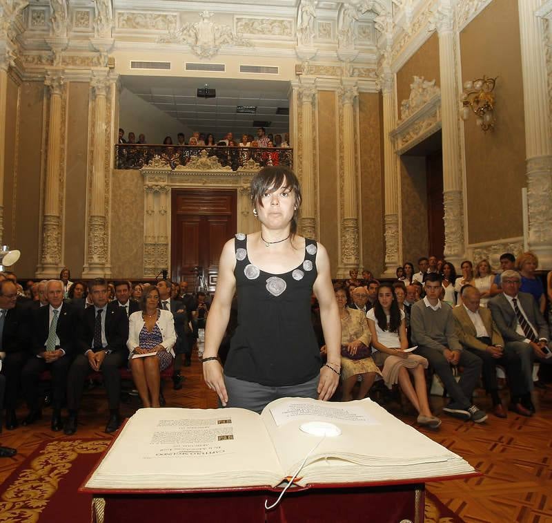 Toma de posesión de Ángeles Armisén como presidenta de la Diputación de Palencia (2/2)