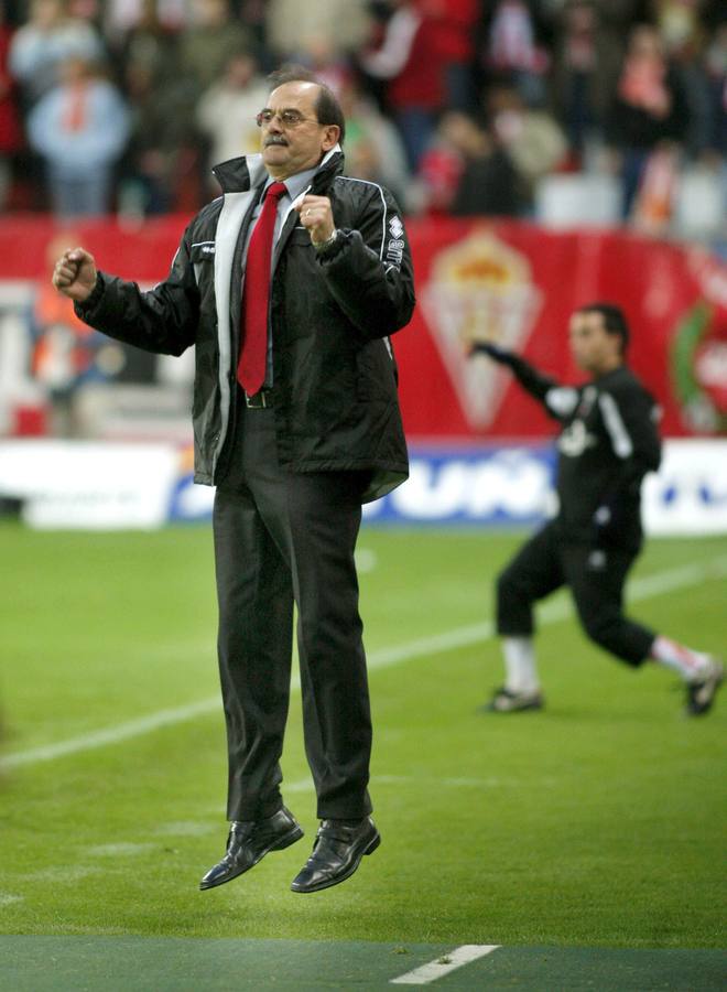 Sergio Kresic. SEGUNDA. Temporada. 2004/2005, 30 partidos, antes de ser destituido.