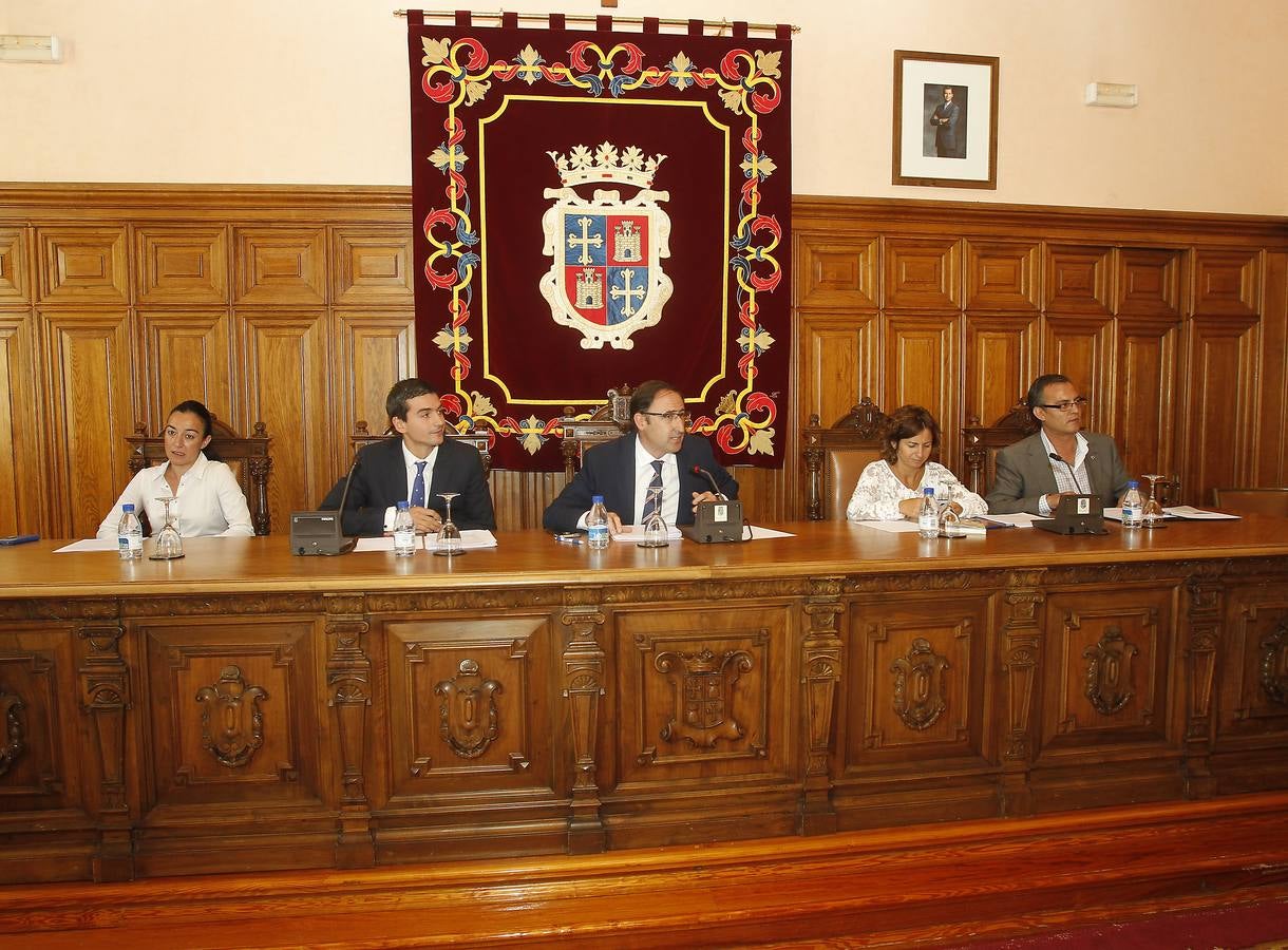Primer pleno del mandato en el Ayuntamiento de Palencia