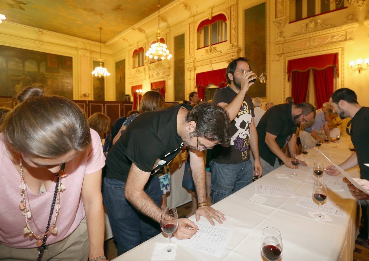 Iban Barrenetxea, en el Aula de Cultura de El Norte de Castilla