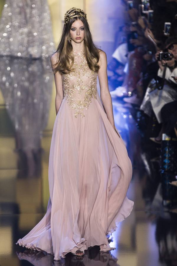 El romanticismo de Elie Saab conquista París