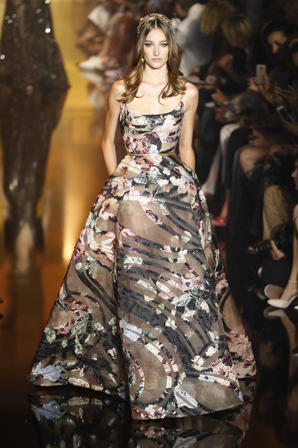 El romanticismo de Elie Saab conquista París