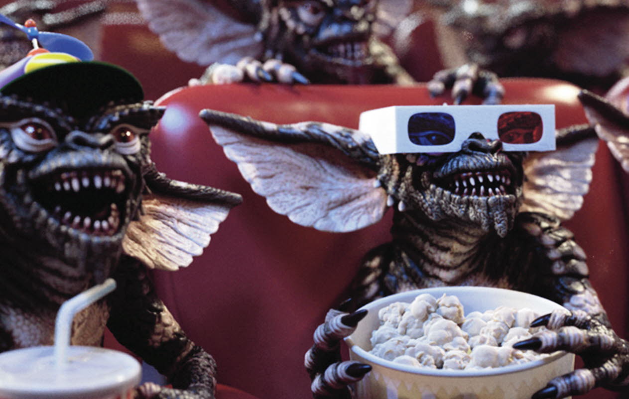 'Gremlins' llegó al cine en 1984 para contarnos cómo los amorosos mogwai se podían convertir en terribles monstruos si se mojaban, recibían luz directa o comían pasadas las doce de la noche. Fue un éxito de taquilla.