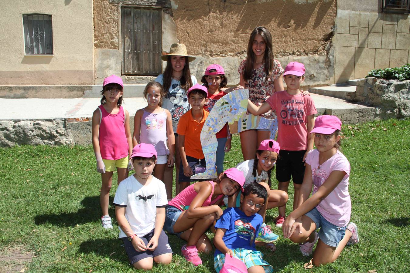 El artista vallisoletano Francisco Mateos participa en la XXI Semana Infantil de Peñafiel