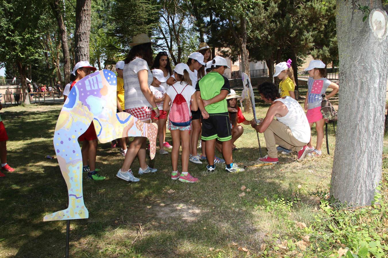 El artista vallisoletano Francisco Mateos participa en la XXI Semana Infantil de Peñafiel