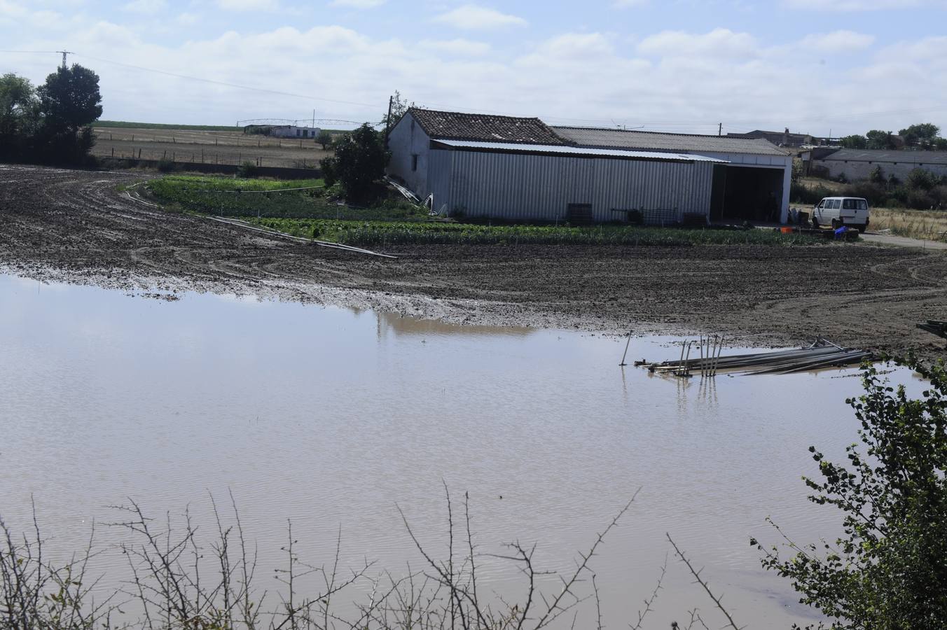 Alaejos sufre los efectos de una fuerte tromba de agua