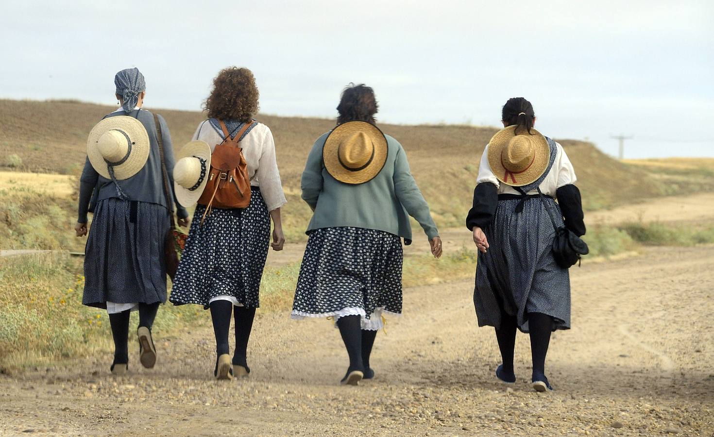 Nava del Rey recrea la siega a mano