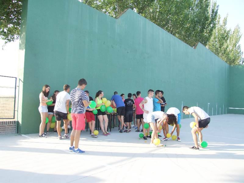 Juegos en las fiestas de Palaciosrubios (Salamanca) 1/2