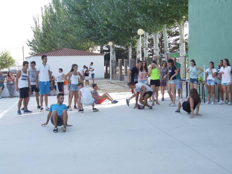 Juegos en las fiestas de Palaciosrubios (Salamanca) 1/2