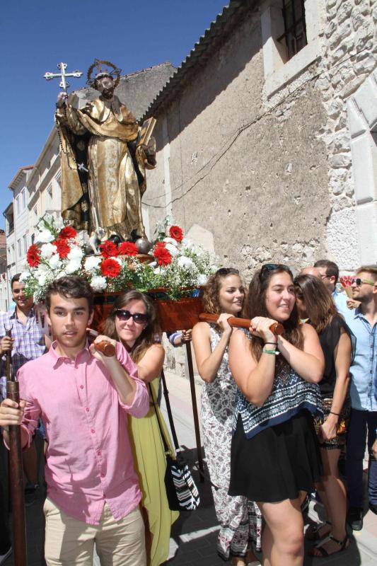 Procesión en honor a Santo Domingo de Guzmán en Campaspero