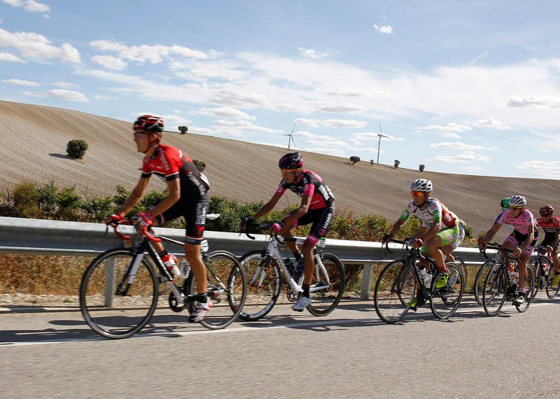 Víctor Etxeberria gana la 50ª edición de la Vuelta Ciclista a Palencia