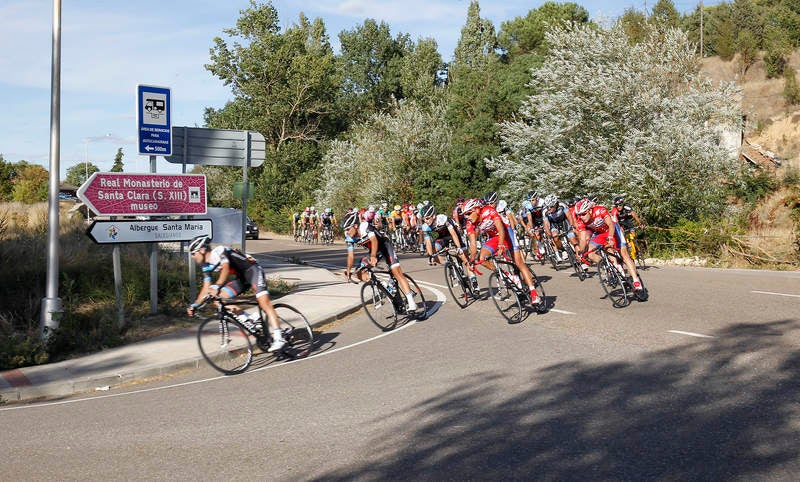 Víctor Etxeberria gana la 50ª edición de la Vuelta Ciclista a Palencia