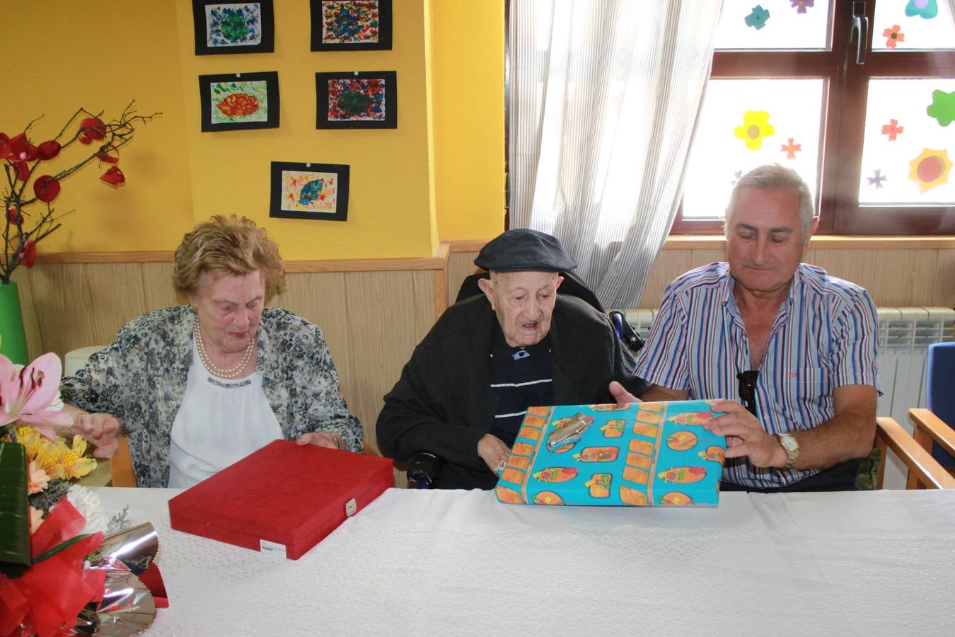 Baltanás rinde un homenaje a Luis Iglesias al cumplir cien años