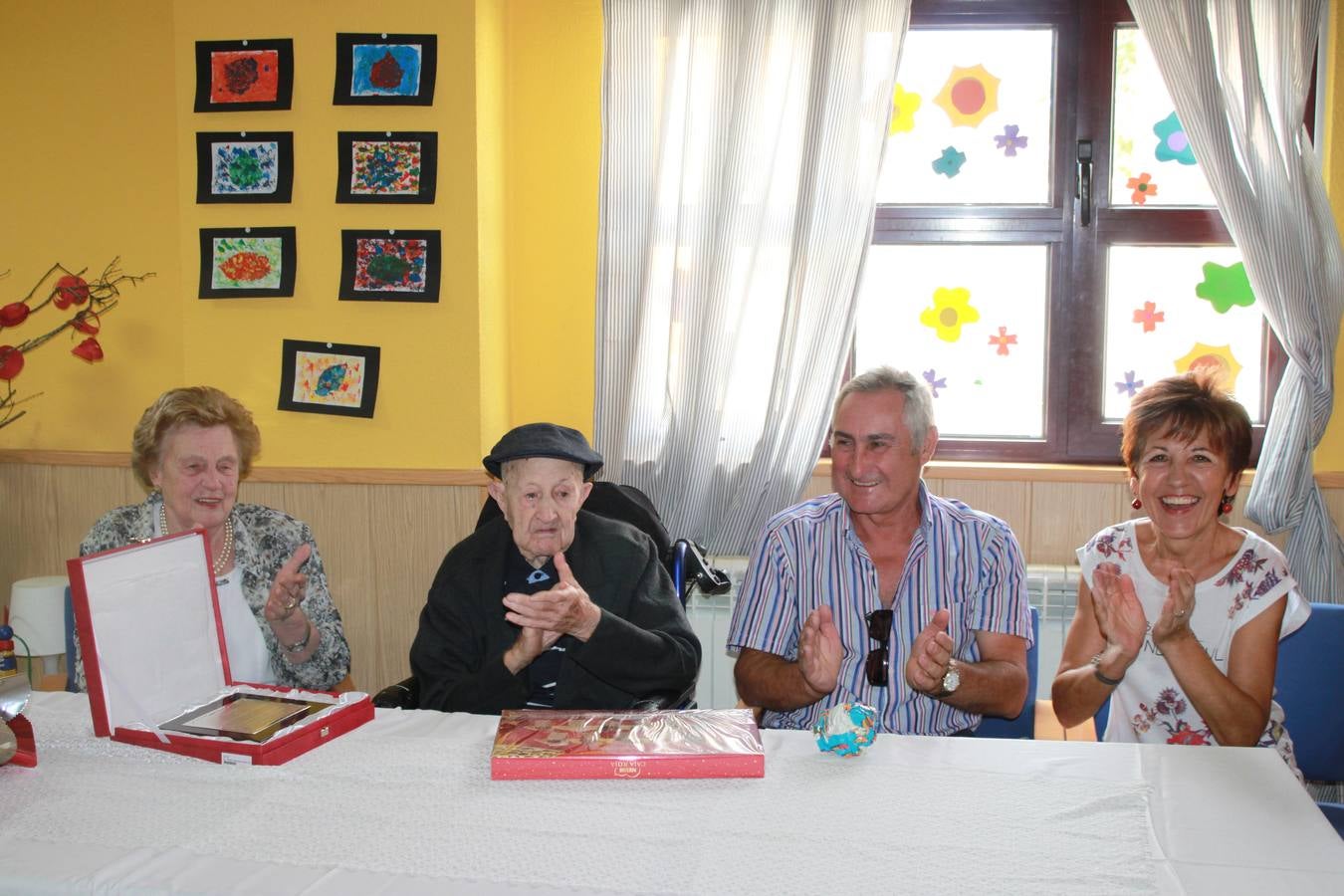 Baltanás rinde un homenaje a Luis Iglesias al cumplir cien años
