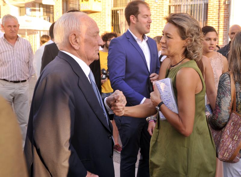 La ministra de Agricultura pronuncia el pregón en Ataquines