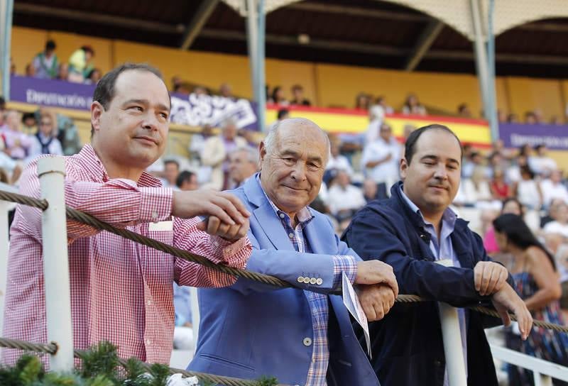 Padilla, El Fandi y Juan del Álamo en la segunda corrida de la feria de Palencia (2/2)