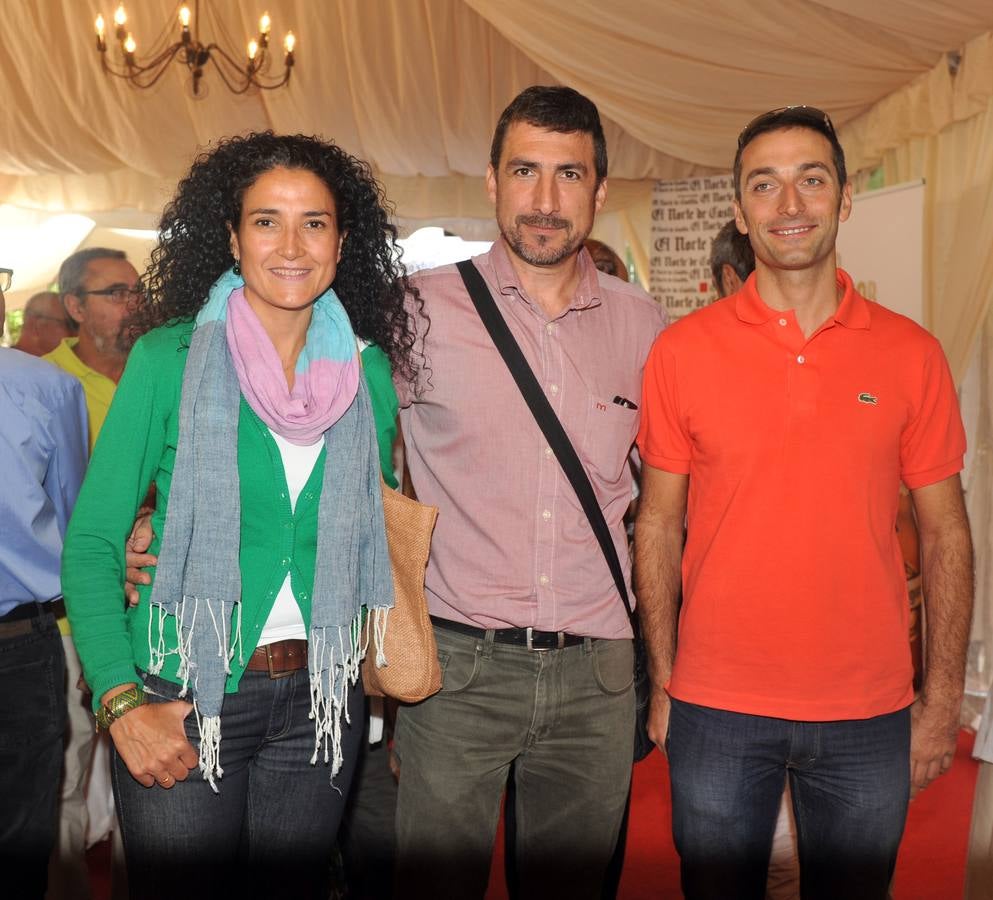 Nuria Martín Antonio Ramírez y Roberto López, los tres de Bricodepot.