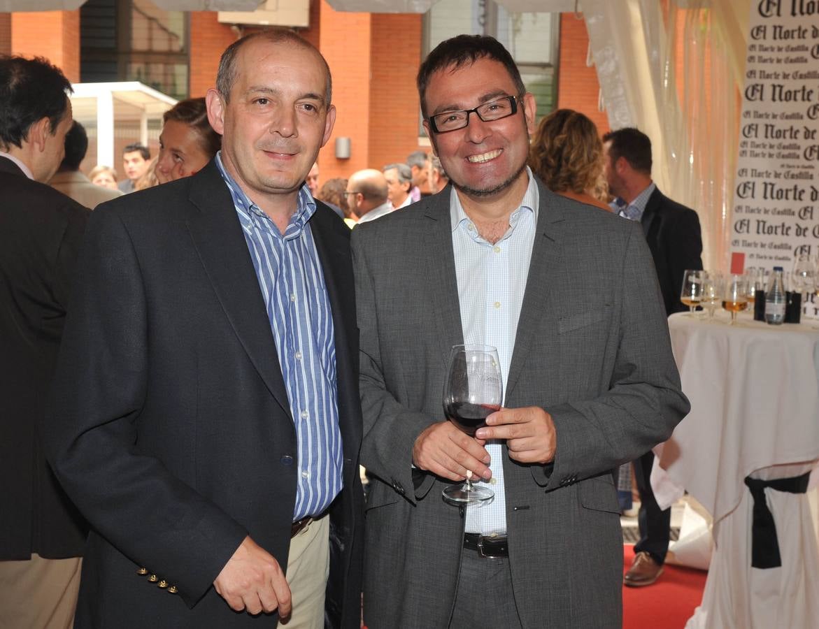 Jesús Martínez Calle, director de Comunicación de la Diputación de Segovia, y Luis Miguel Torres, director de la Agencia Ical.