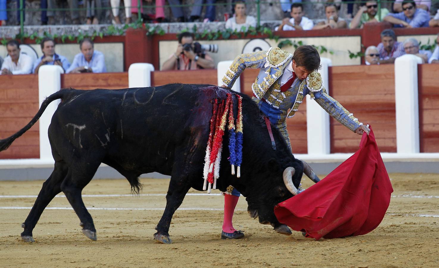 El Juli y José Garrido comparten salida en hombros en la segunda corrida de la feria de la Virgen de San Lorenzo de Valladolid