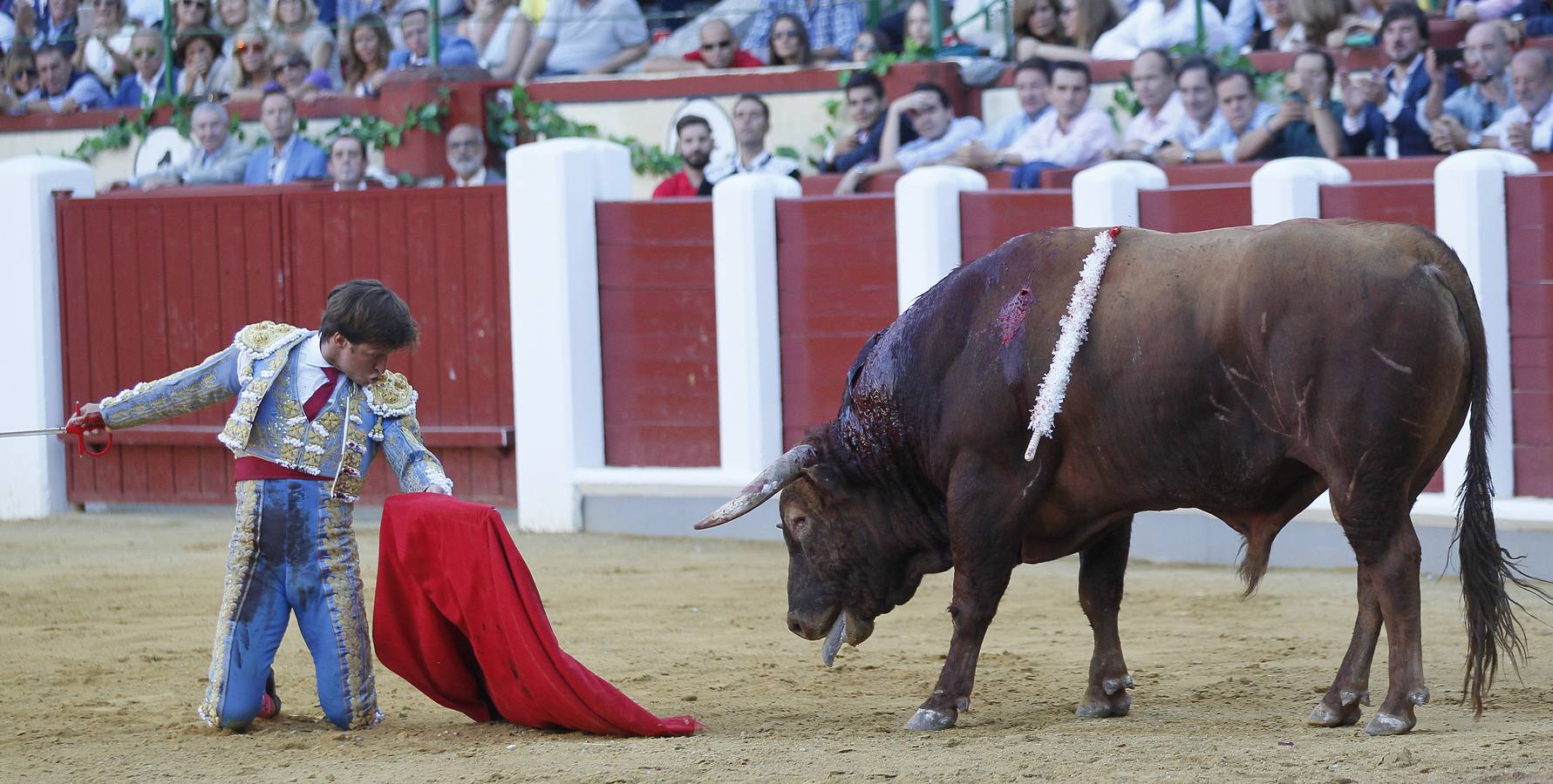 El Juli y José Garrido comparten salida en hombros en la segunda corrida de la feria de la Virgen de San Lorenzo de Valladolid