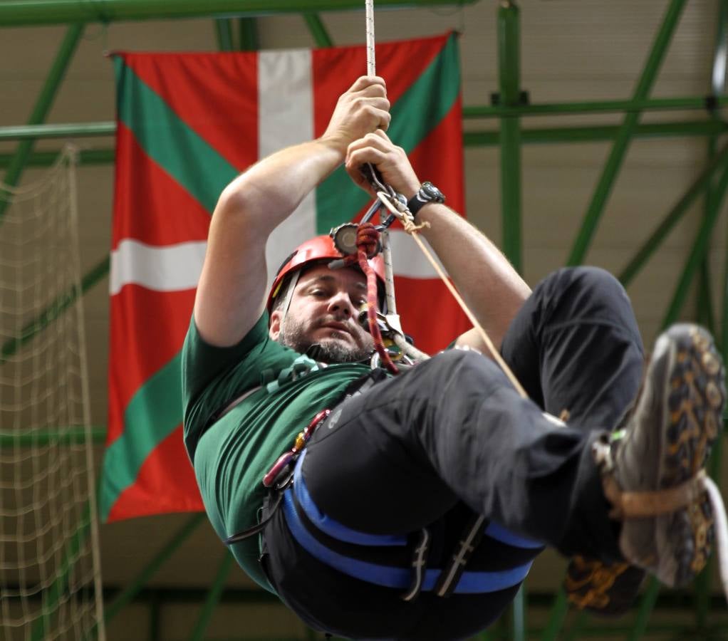 Feria Expodeporte en el Pabellón Pedro Delgado de Segovia