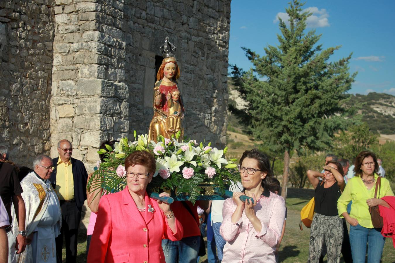 Valdecañas de Cerrato (Palencia) se rinde a la Virgen del Campo