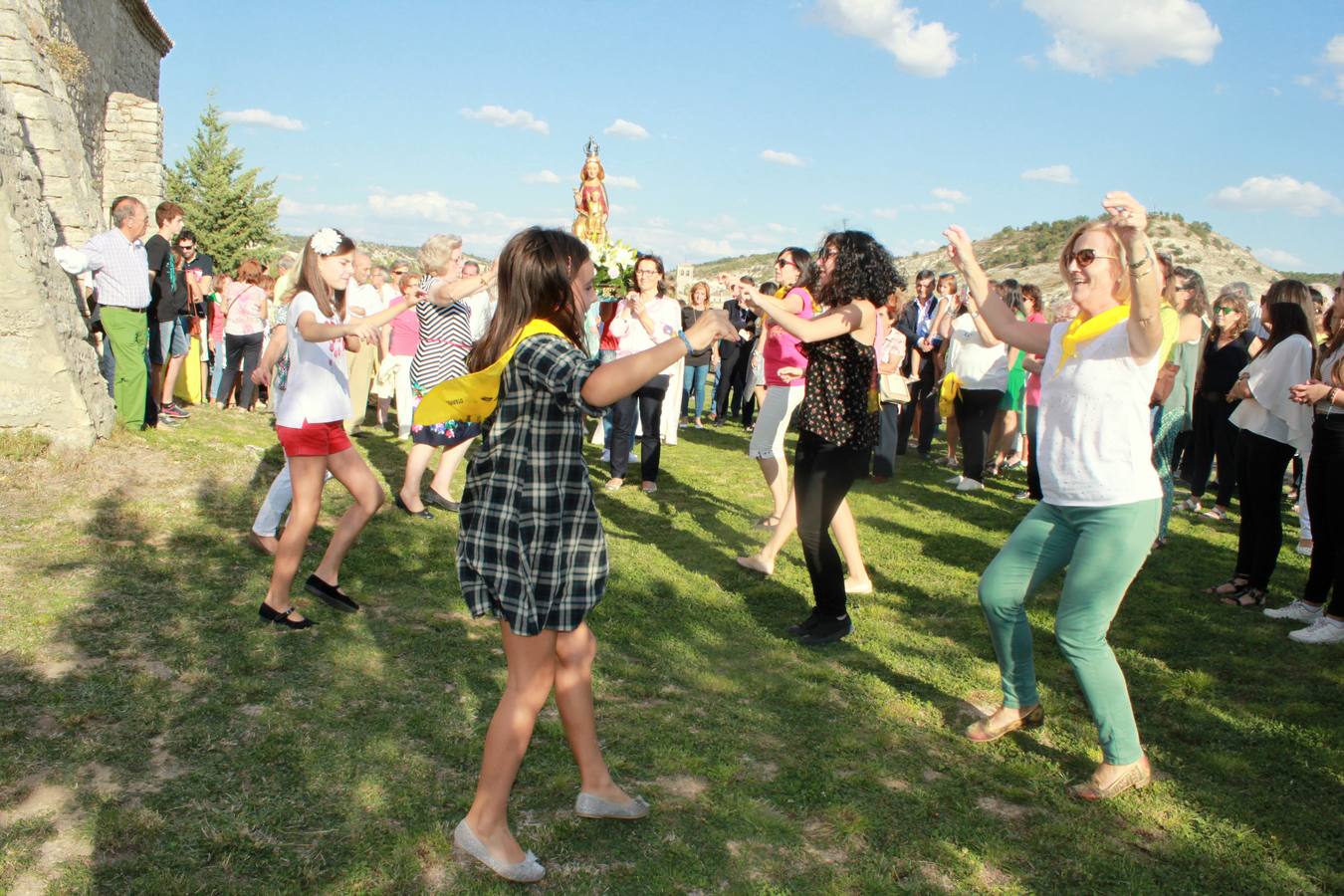 Valdecañas de Cerrato (Palencia) se rinde a la Virgen del Campo