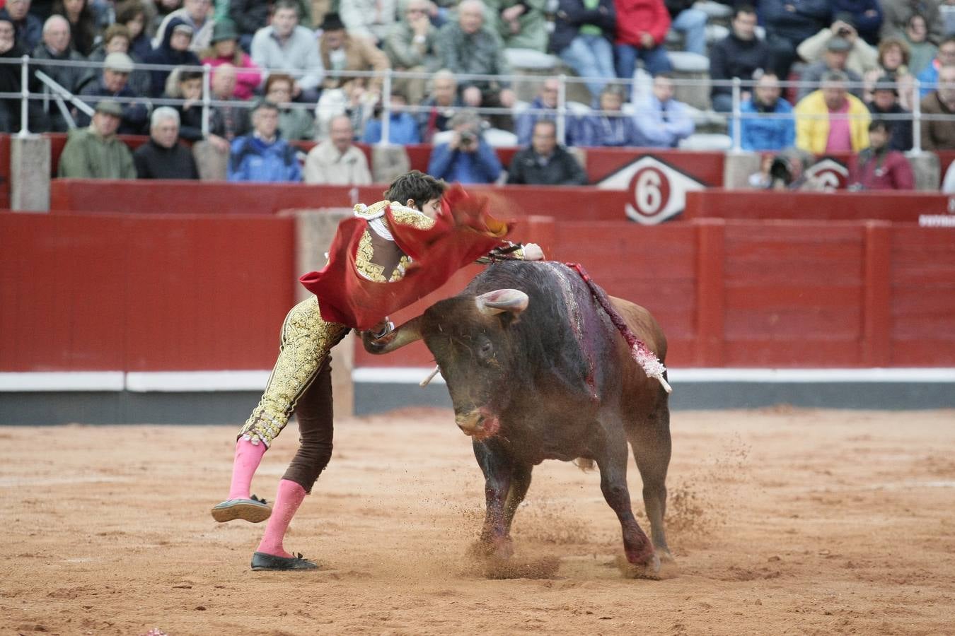 Corrida de toros en Salamanca con El Juli, Castella y Perera (1/3)