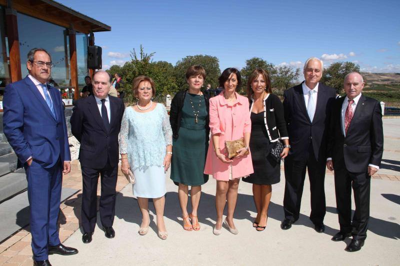 Baudilio Fernández Mardomingo (delegado territorial de la Junta en Burgos), Tomás Villanueva, Juani González, Rosa Redondo, María José Cardo, Mireia Arroyo, José Luis Concepción (magistrado presidente del Tribunal Superior de Justicia de Castilla y León) y Adolfo Pérez Pascuas.