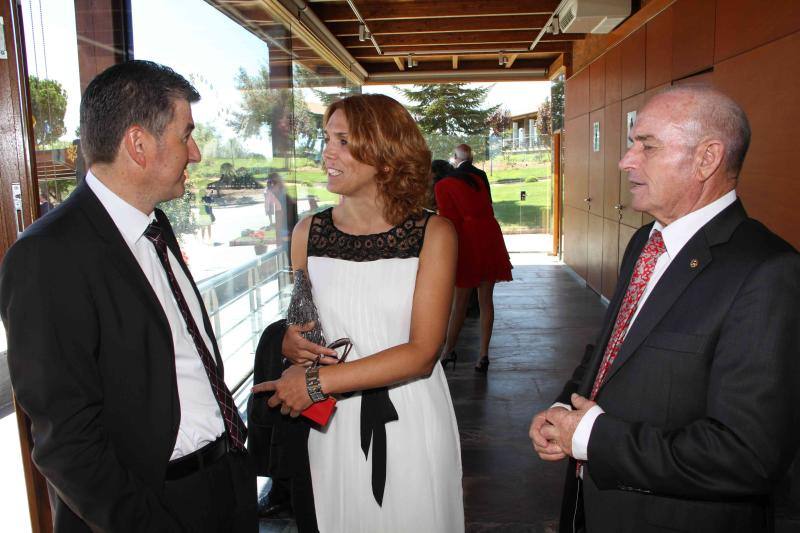 José Manuel Pérez Ovejas y Adolfo Pérez PAscuas, con Sonia Andrino, jefa de Castilla y León de El Norte.