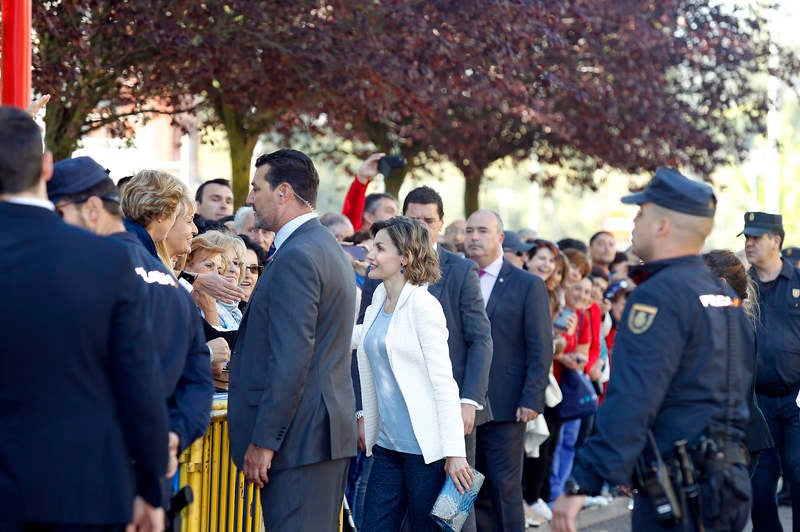La reina Letizia inaugura el curso escolar en el colegio público Marqués de Santillana de Palencia (1/2)
