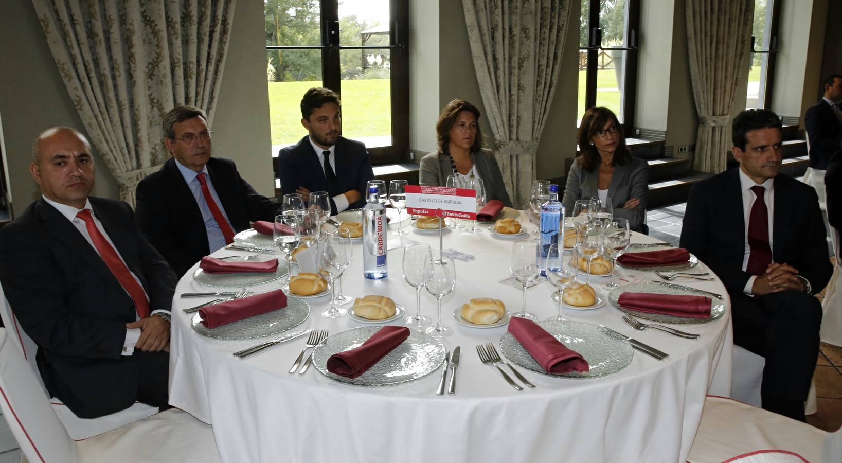 Ángel Burgueño (Popular), Gonzalo Pérez y Víctor Frías (Frías Nutrición), Victoria Pascual (Nicolás Correa), Maite Romero (Hiperbaric) y Pedro Brizuela (Gestiona Proyectos).