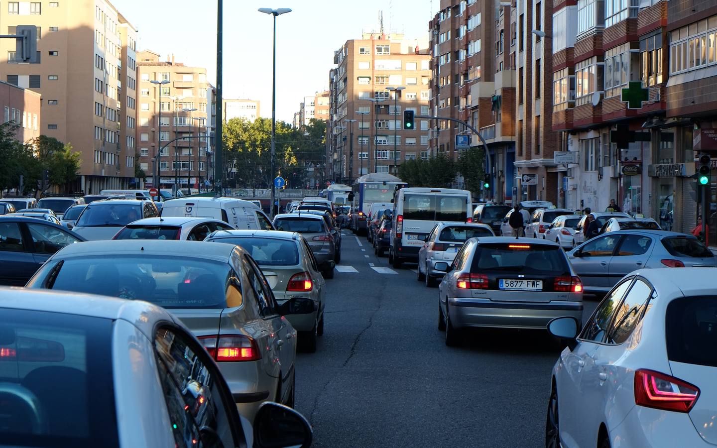 Atascos por las obras en el túnel de Labradores