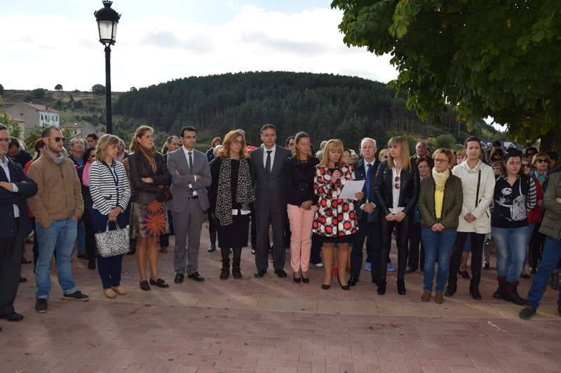 Vecinos de Guardo y Palencia se concentran contra la violencia machista