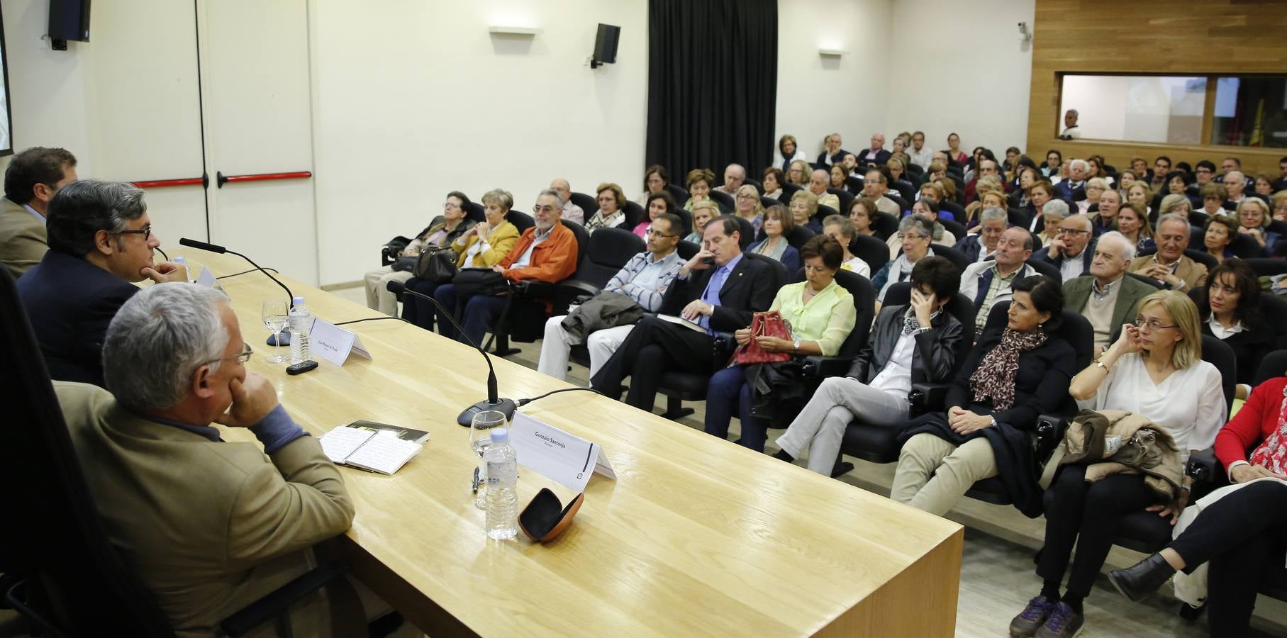 Juan Manuel de Prada en el Aula de Cultura de El Norte de Castilla