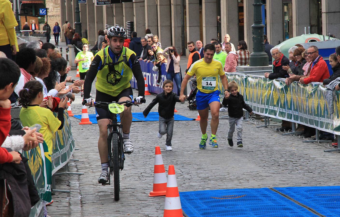 Carrera Popular y Marcha Solidaria de Caja Rural en Segovia
