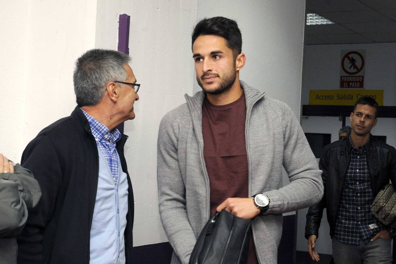 El entrenador del Real Valladolid, Gaizka Garitano, se despide tras su destitución