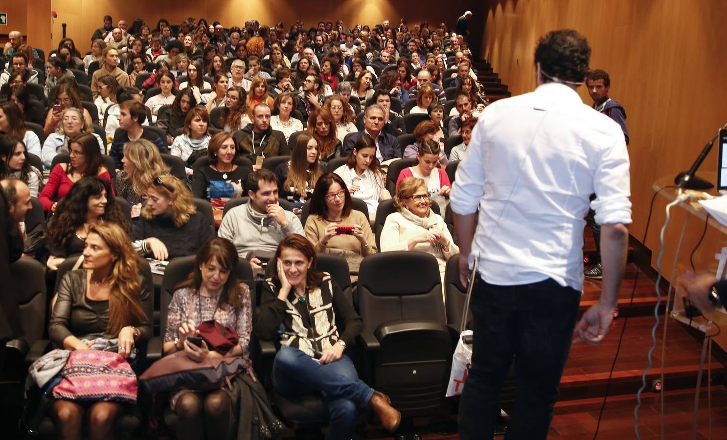 César Bona en el Aula de Cultura de El Norte de Castilla