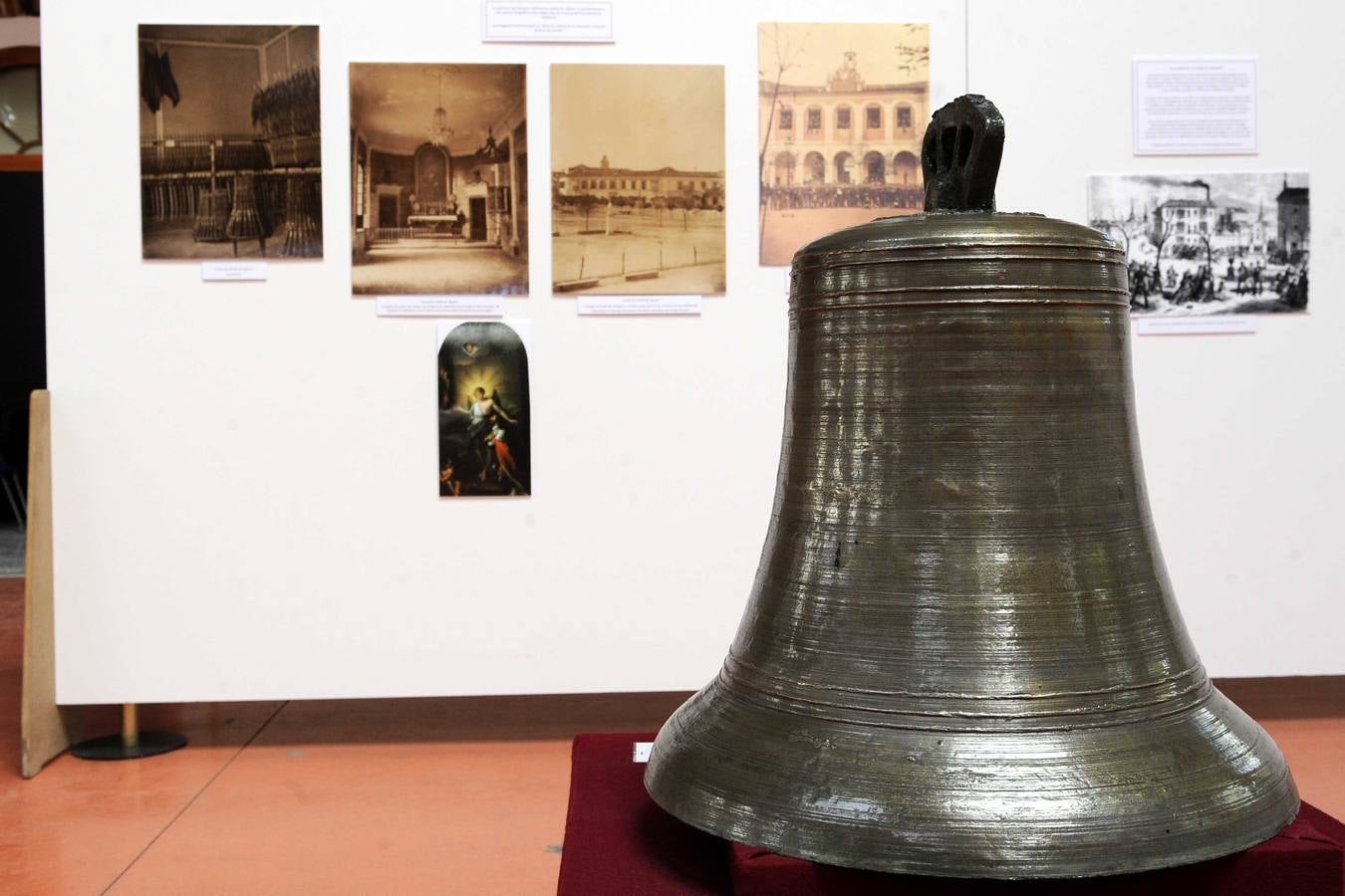 Una exposición recuerda el centenario del incendio de la Academia de Caballería de Valladolid