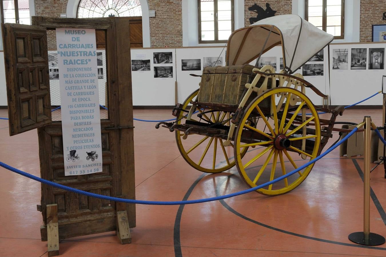 Una exposición recuerda el centenario del incendio de la Academia de Caballería de Valladolid