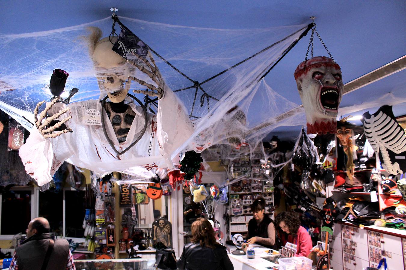 El comercio vallisoletano celebra Halloween