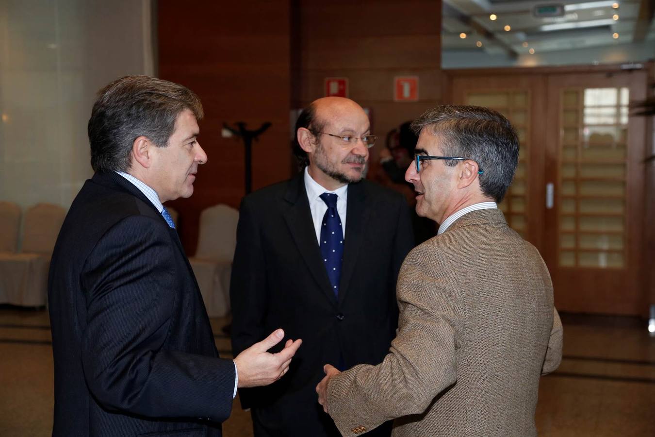 El profesor Alfredo Arahuetes en el Foro Económico de El Norte de Castilla en Salamanca