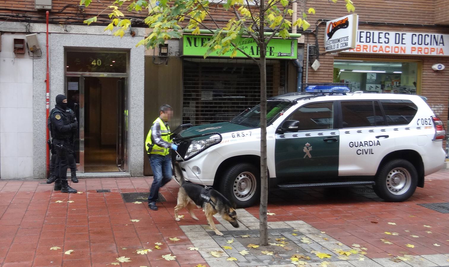 Operación contra el tráfico de drogas en Valladolid (1/2)